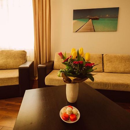 Seascape - Summerland Apartment Мамая Екстериор снимка