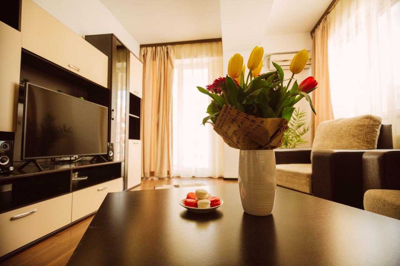 Seascape - Summerland Apartment Мамая Екстериор снимка
