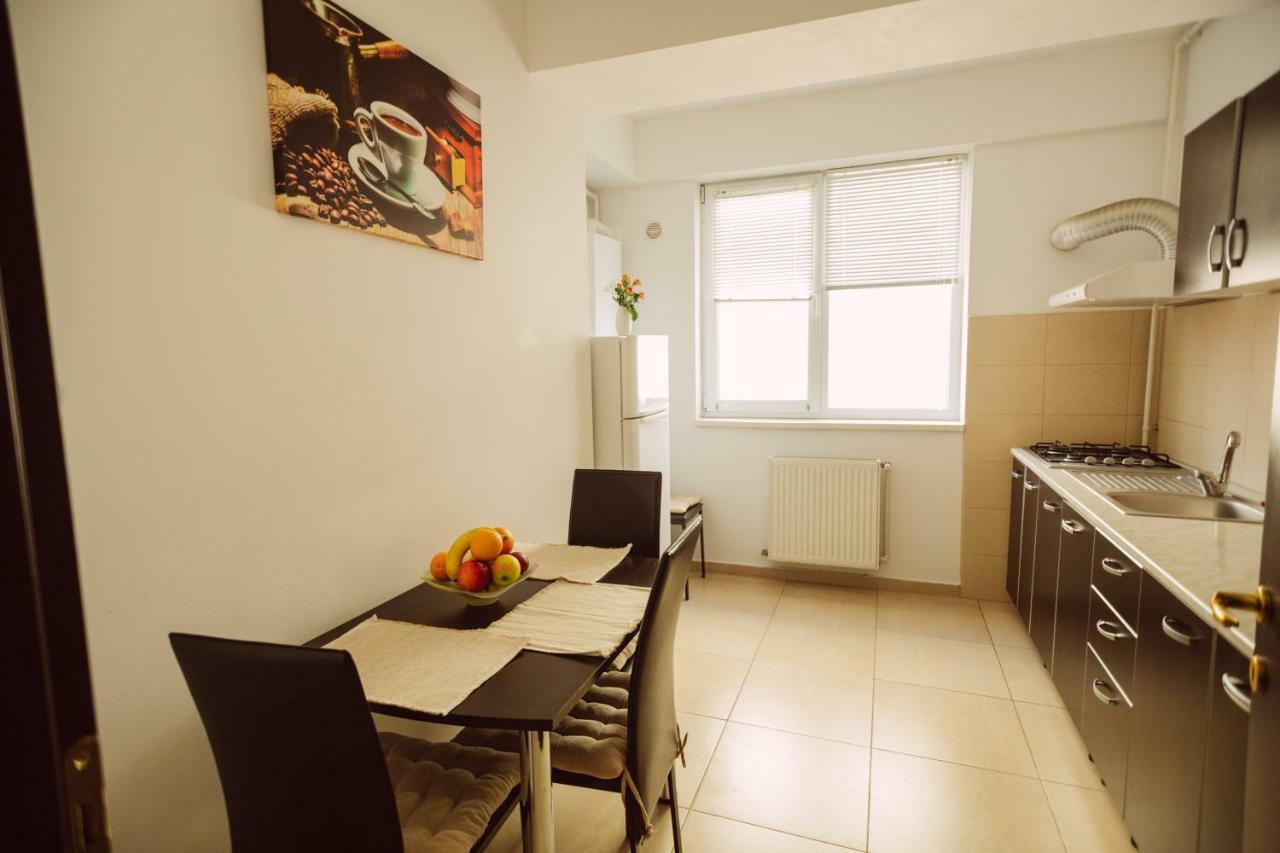 Seascape - Summerland Apartment Мамая Екстериор снимка