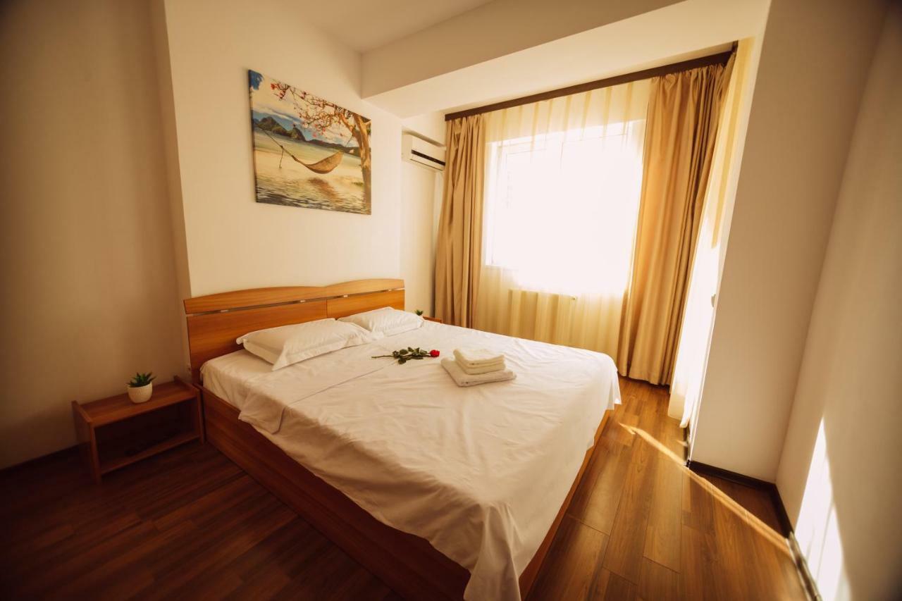 Seascape - Summerland Apartment Мамая Екстериор снимка